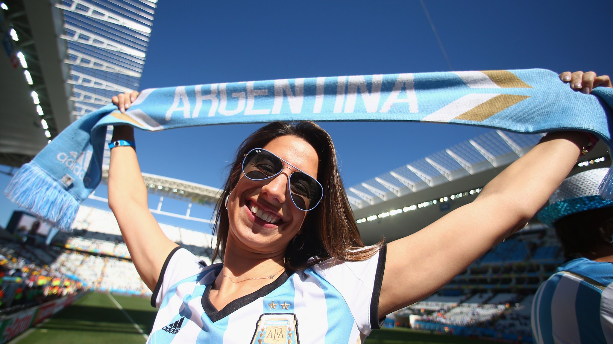 143 - Argentina-Switzerland [1-0 - Win after extra time ] -- 01 Jul 2014 - 13-00