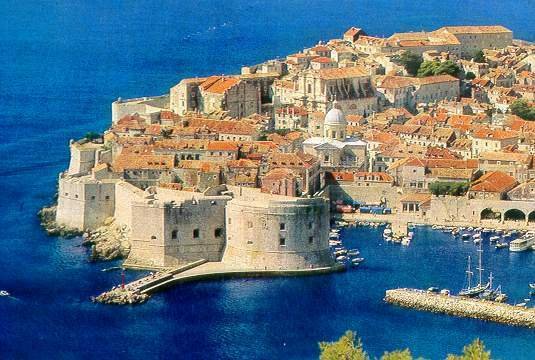Adriyatik Sahilinde Bir Şehir Dubrovnik (Ragusa)