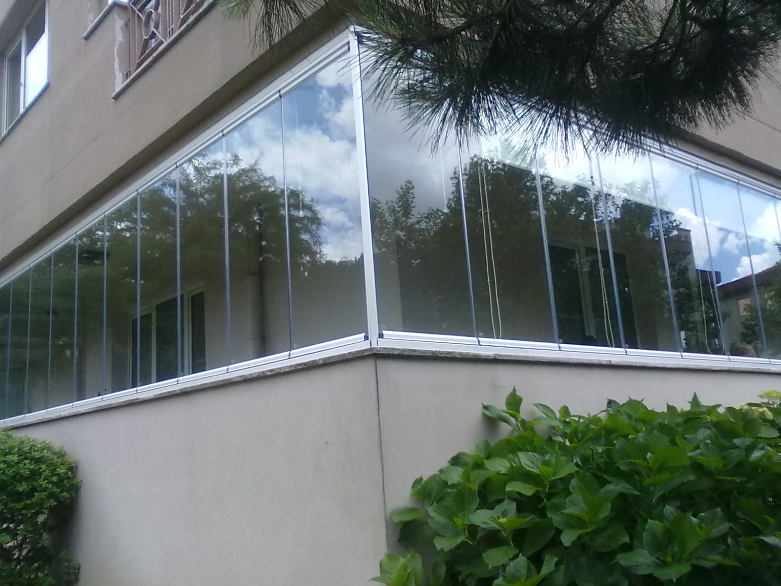 Раздвижное безрамное остекление panoramglass - milla. доска .
